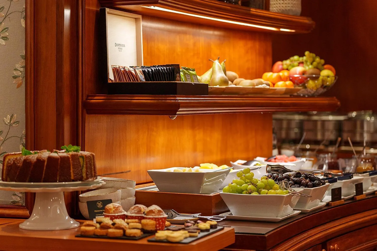 ****  Hotel Chateau Frontenac Paris Fransa